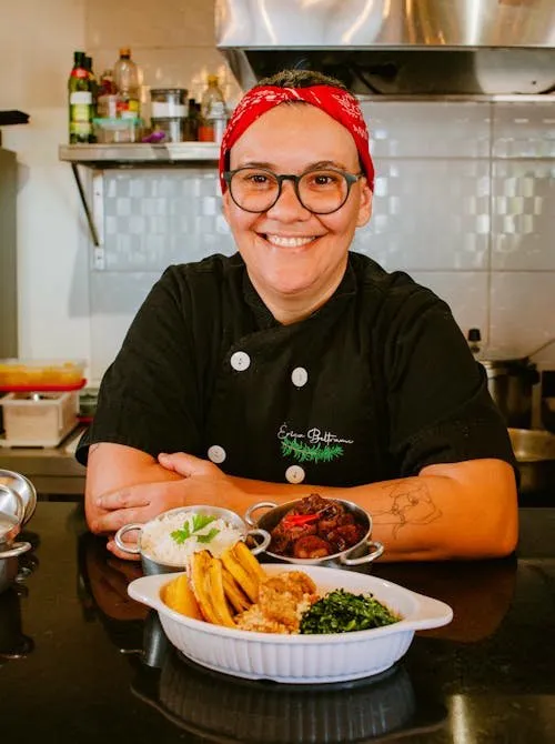 Gastronom lädt Speisekarte hoch